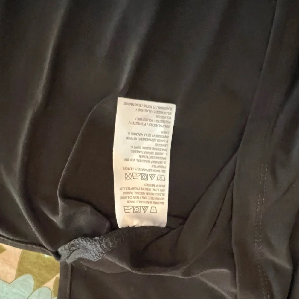 Susan Graver QVC 2 pc trumpet skirt and grommet sleeve top black jersey flowing - Picture 9 of 16